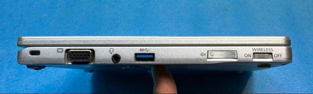 軽い✨７４７ｇ ✨レッツノートWindows11ノートパソコン