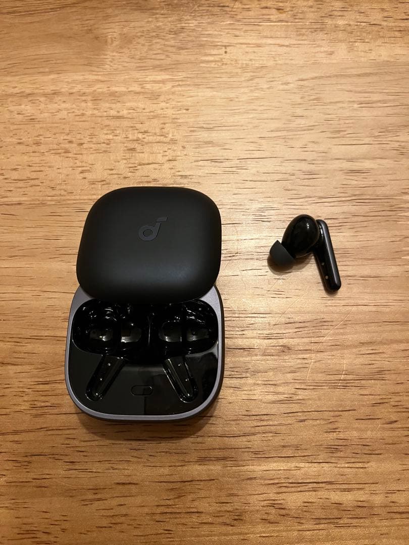 Anker ワイヤレスイヤフォン ブラック