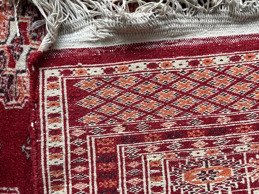 トライバルラグ 180×110cm　ペルシャ絨毯