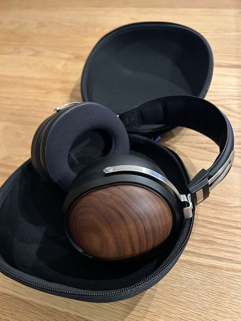 ヘッドホン FiiO FT1