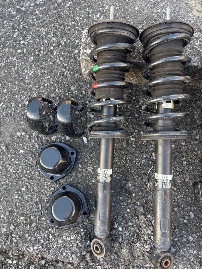 200 クラウンハイブリッド　純正サスGWS204 GRS200