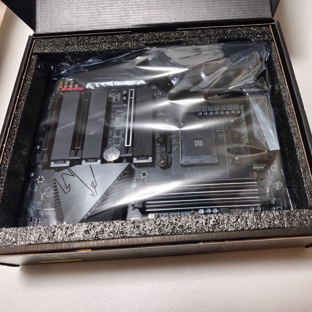 マザーボード GIGABYTE B550 AORUS MASTER