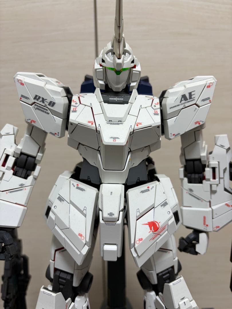 バンダイPG RX-0 ユニコーンガンダム 1/60LEDユニット完成品