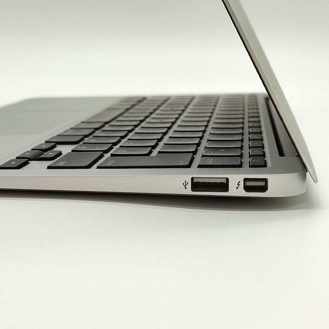 MacBook Air (11-inch, Mid 2012)　充電器付き