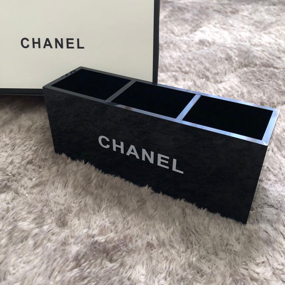シャネル Chanel アクリル コスメ スタンド