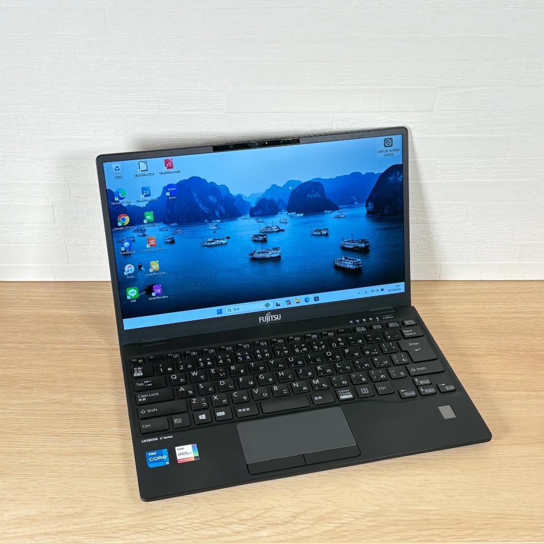 富士通　11世代i5　ノートパソコン　Windows11　オフィス付き　10