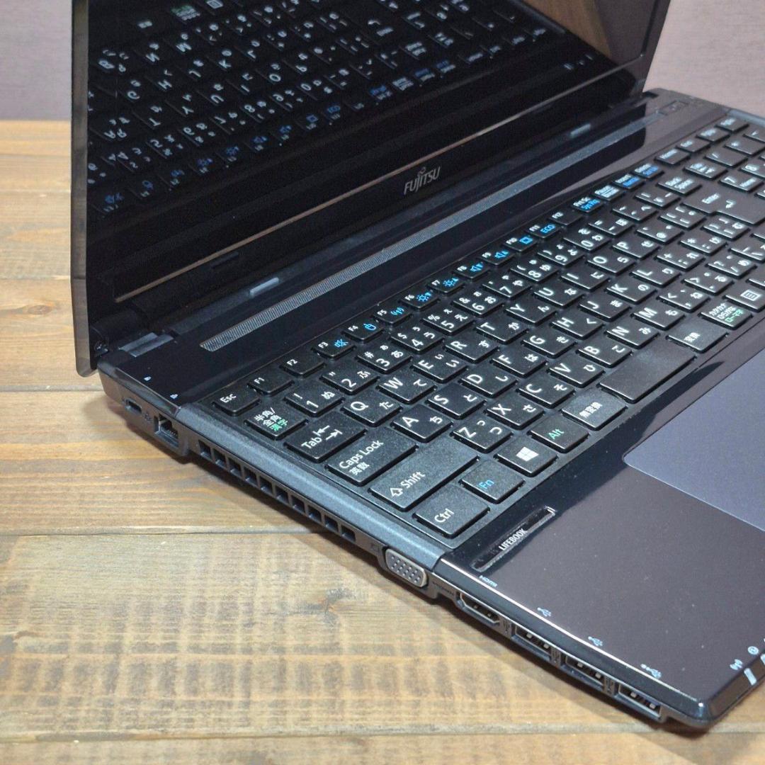 お買い得 すぐ使える初心者設定済 最新Windows11 ノートパソコン 164