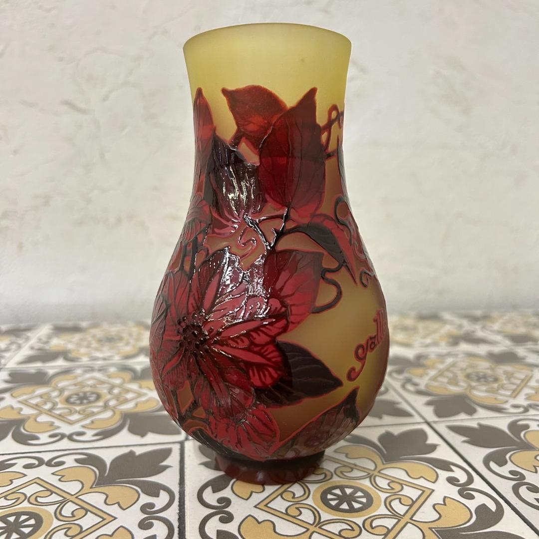 【証明書】　エミールガレ 　花瓶　カメオ彫り　被せガラス　高さ14cm