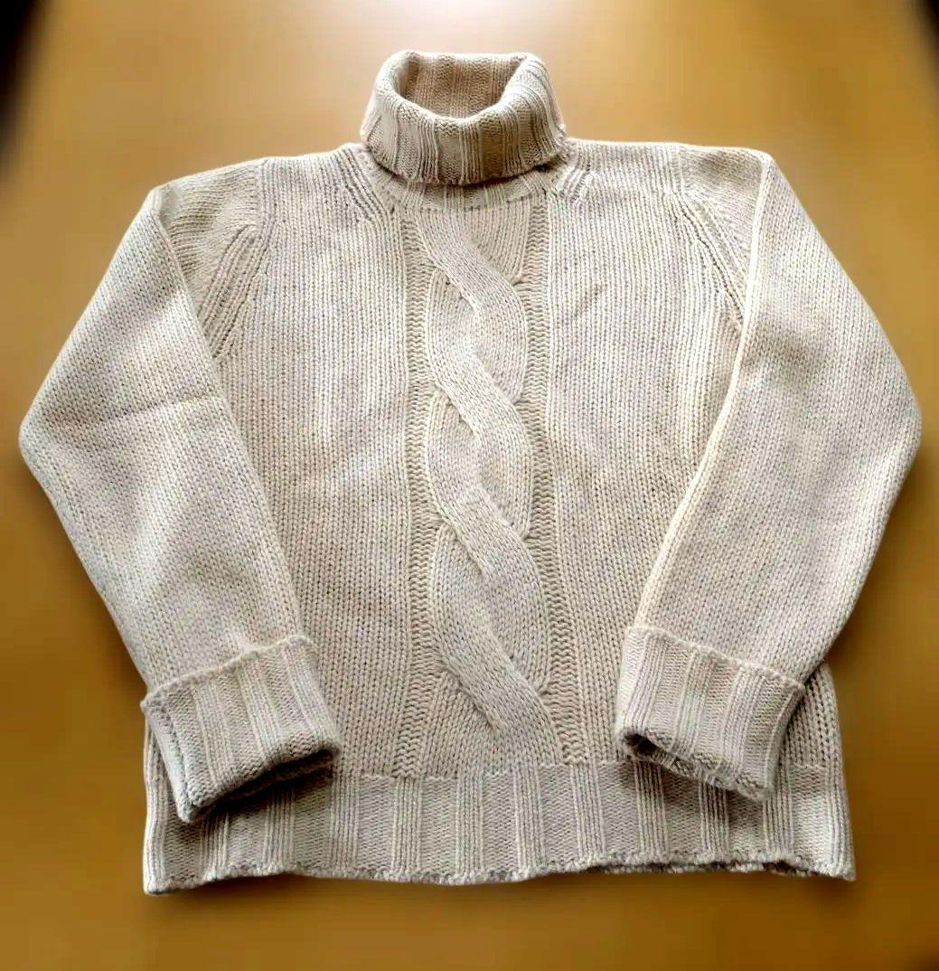 カシミヤ最高峰★Barrie Scotlandスコットランドバリーの厚手セーター