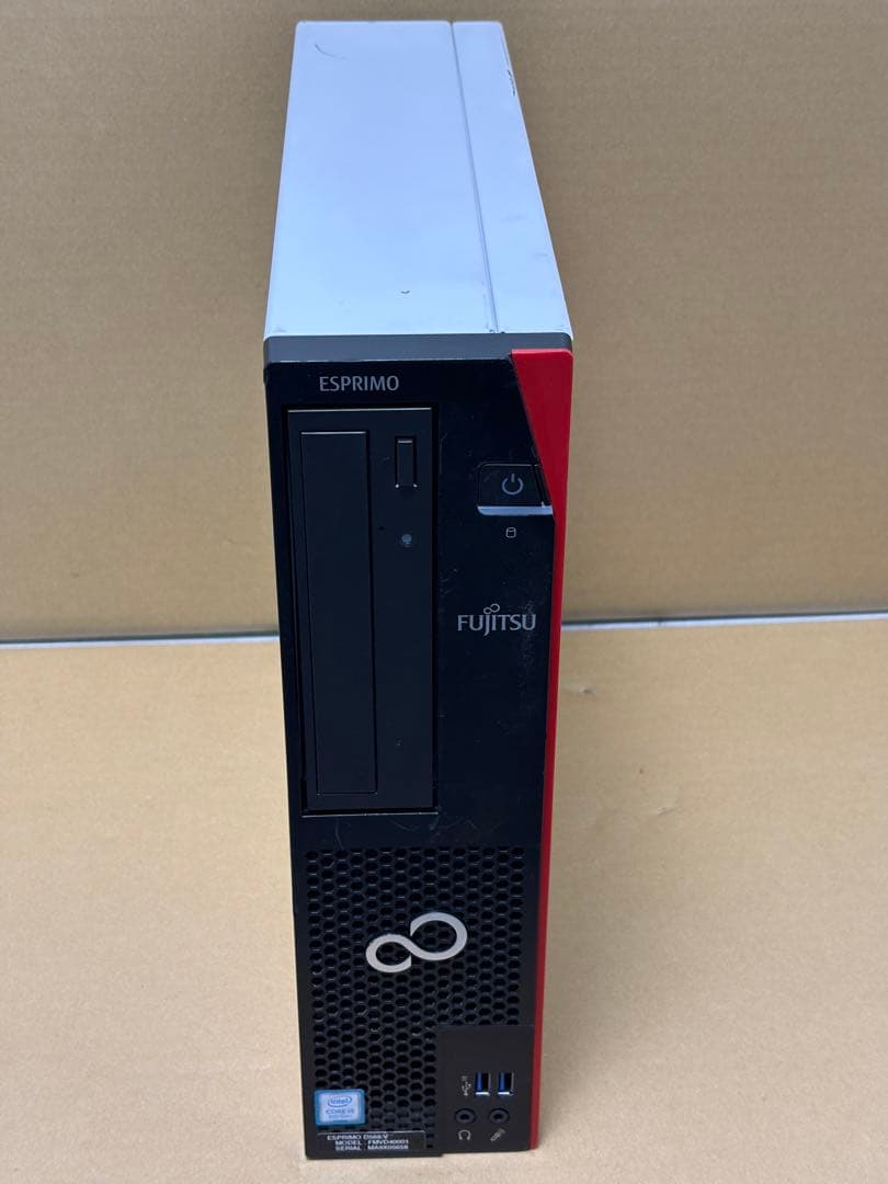 ⭐️515⭐️ FUJITSU ESPRIMO D588/V ⭐️i5-8500⭐️