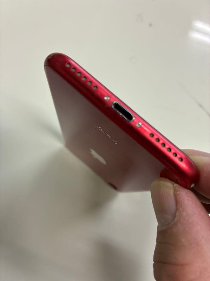 iPhone SE (第2世代) PRODUCT(RED)simフリー