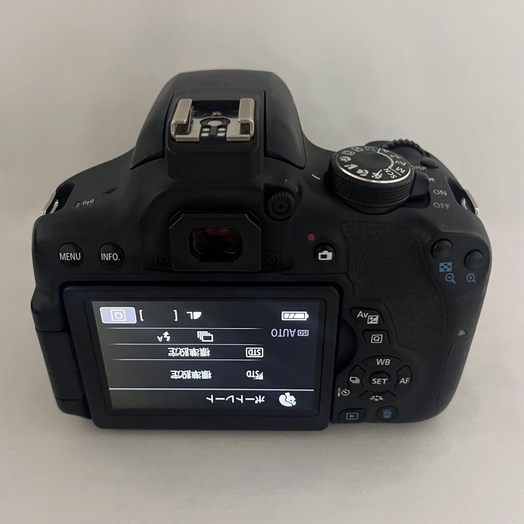 Wi-Fi機能付き Canon EOS kiss X8i 標準レンズキット