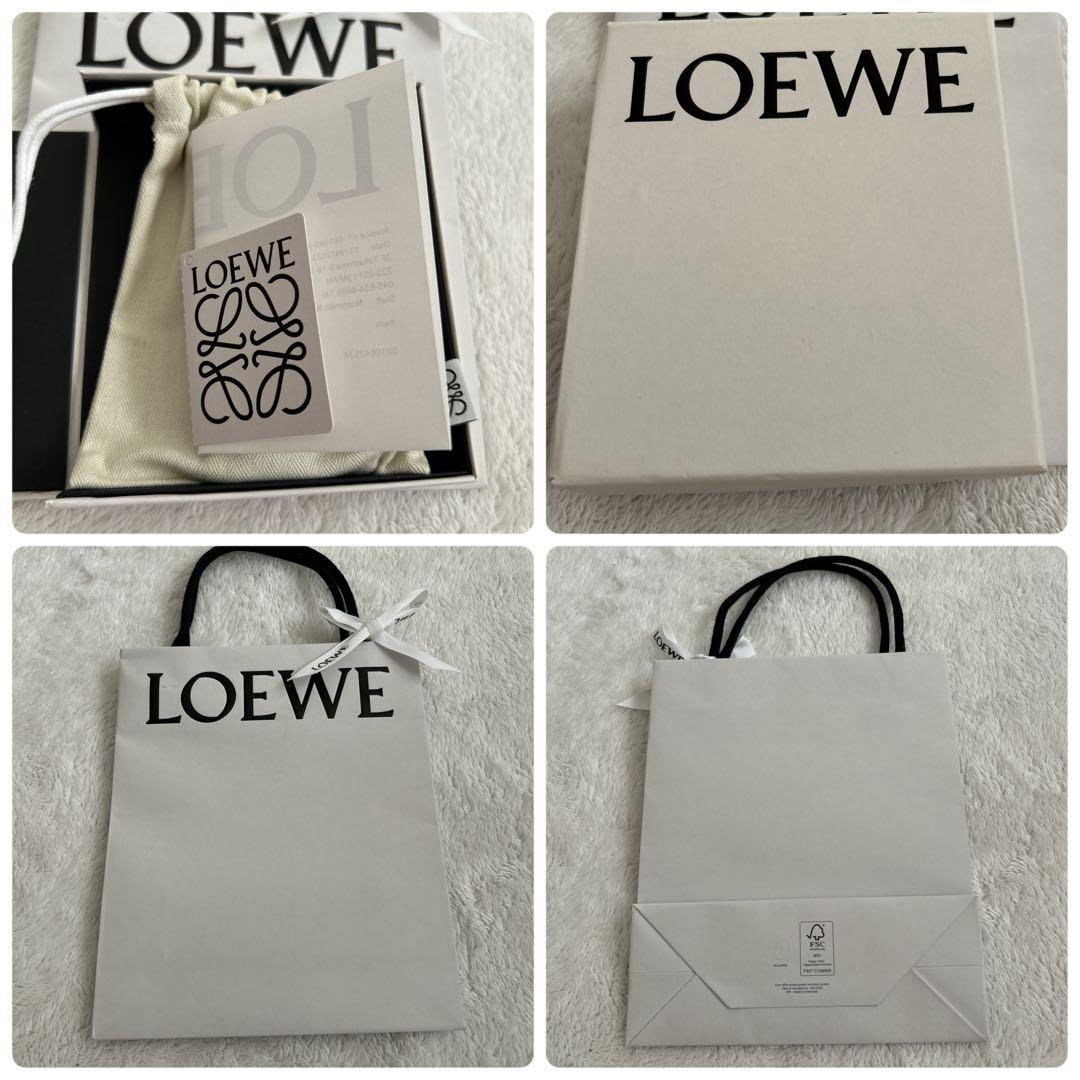 【新品未使用】ロエベ キーケース ホワイト アイボリー リピート