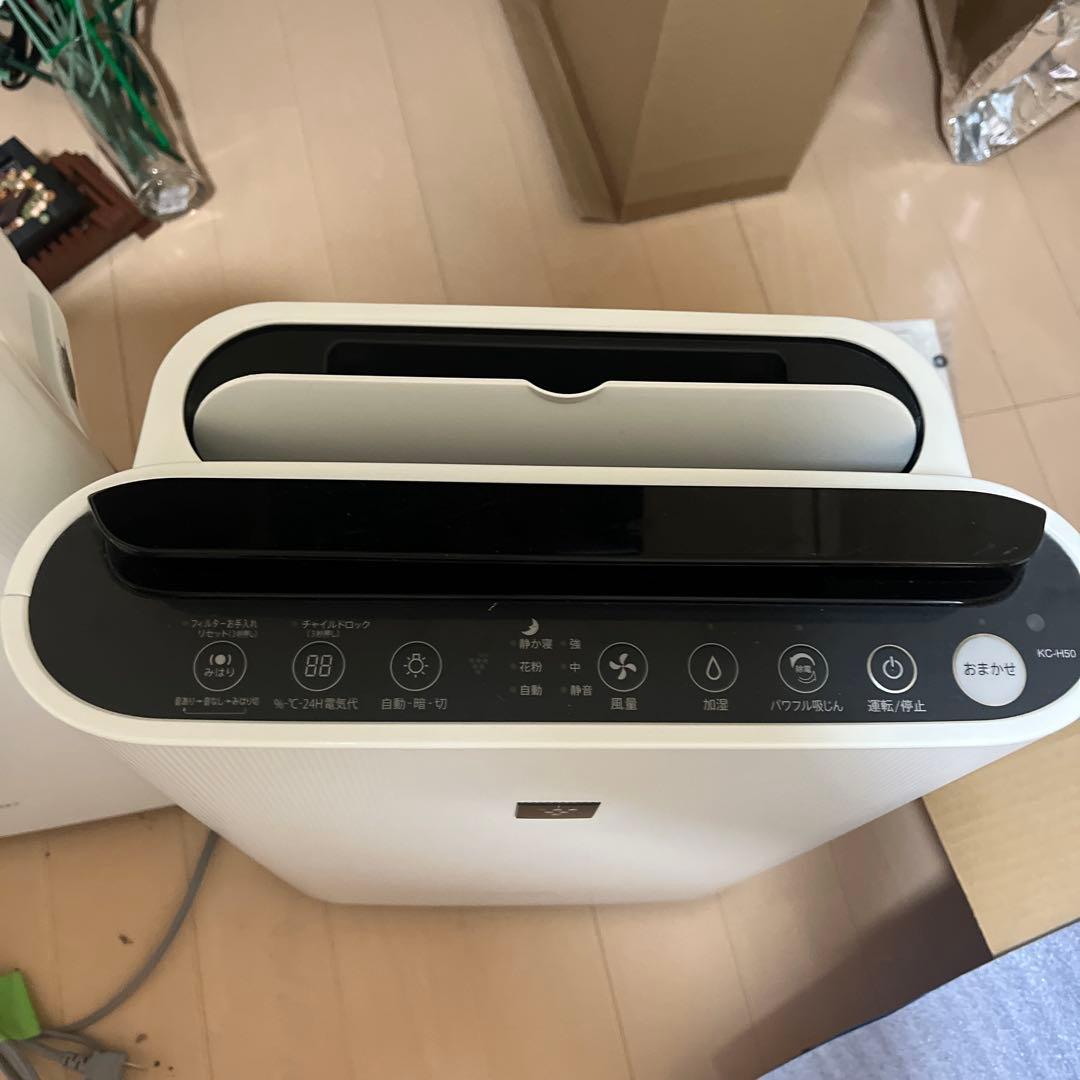 シャープ　空気清浄機　KC-H50-W 2018年製　2019年製