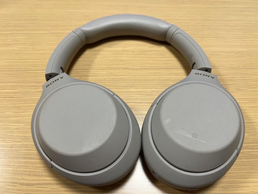 SONY ワイヤレスヘッドホン WH-1000XM4 グレー 収納ケース付