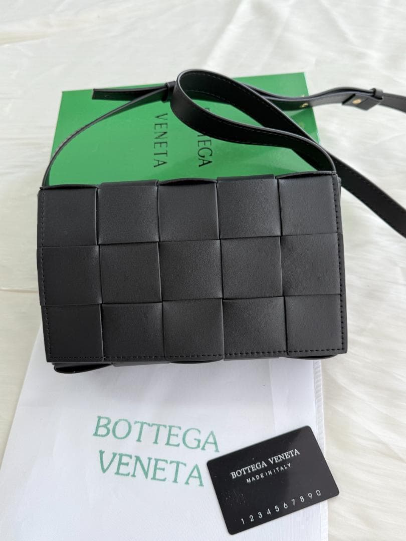 早い者勝ち! ブラック ショルダーバッグ