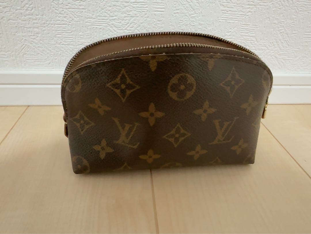 美品　ルイヴィトン 正規品　モノグラム ポーチ 小物入れ 化粧ポーチ