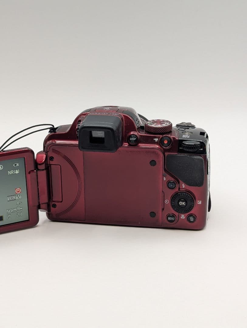 Nikon coolpix P520 レッド