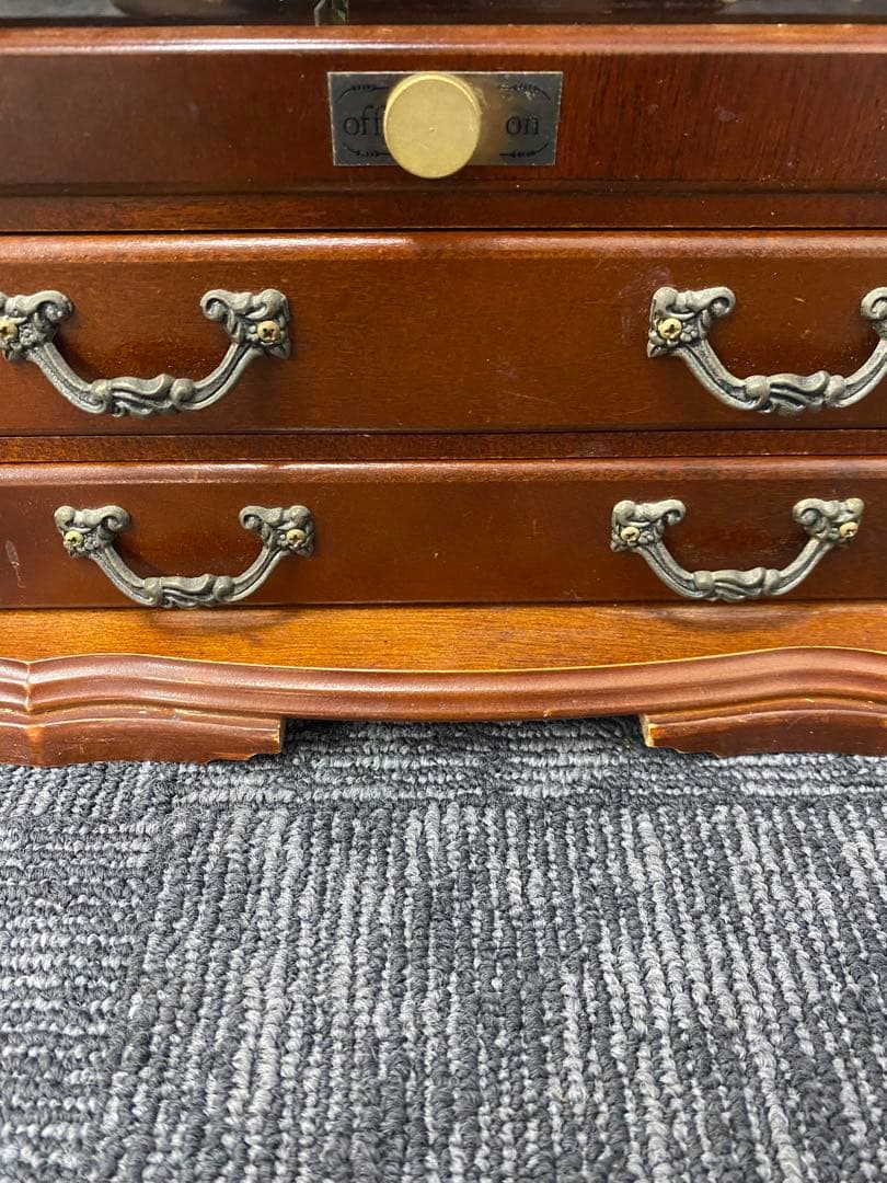 SANKYO サンキョー　オルゴール　青きドナウ　ジュエリーボックス　蜂