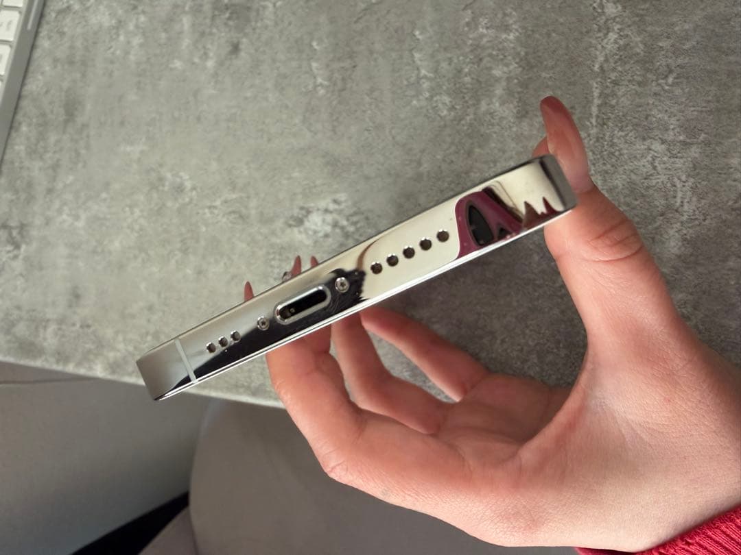 【土日限定値下げ】iPhone13Pro 256gb バッテリー100%