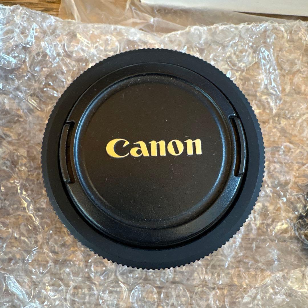 Canon EF40mm f/2.8 STM レンズ