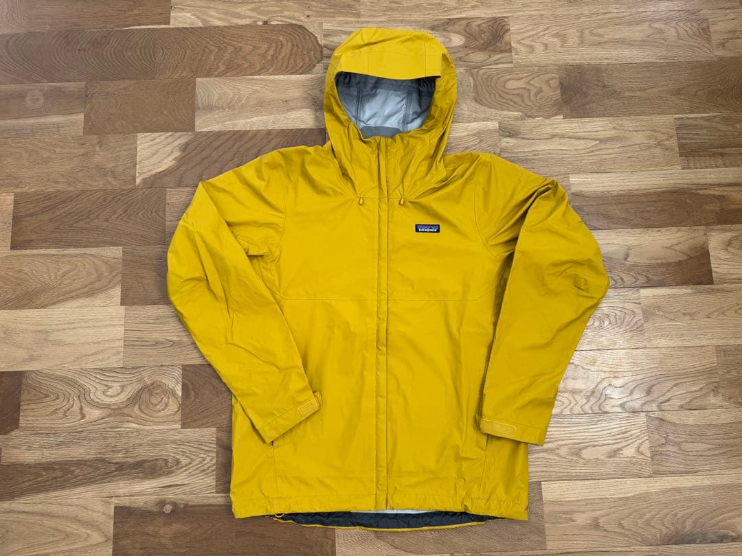 Patagonia イエローマウンテンパーカー