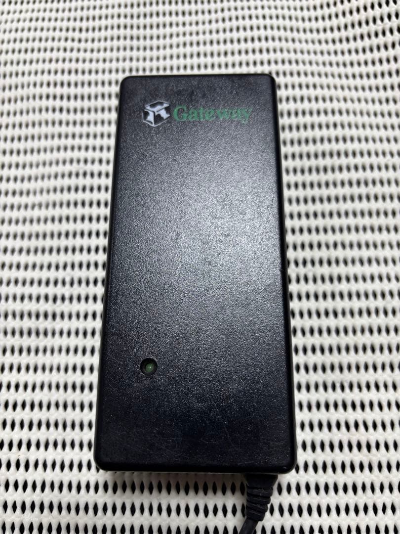 Windowsノート本体 Gateway NE574-55ZM i5-7200U 256GB 8GB