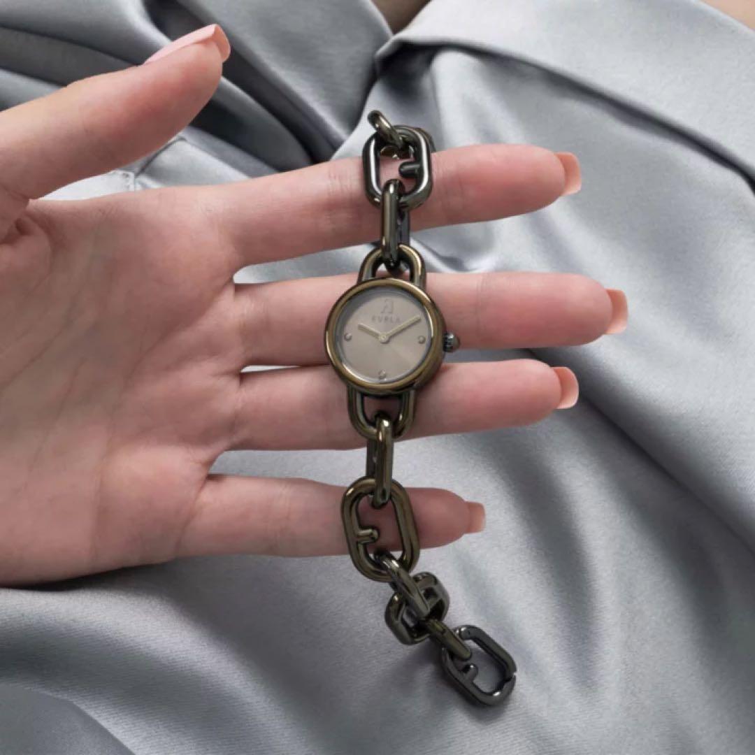 【極美品】FURLA CHAIN BRACELET 腕時計 プレゼントに！