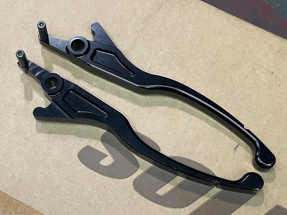 ワンオフ ワイズギア ビレットブレーキレバー 4D9 マジェスティ SG20J