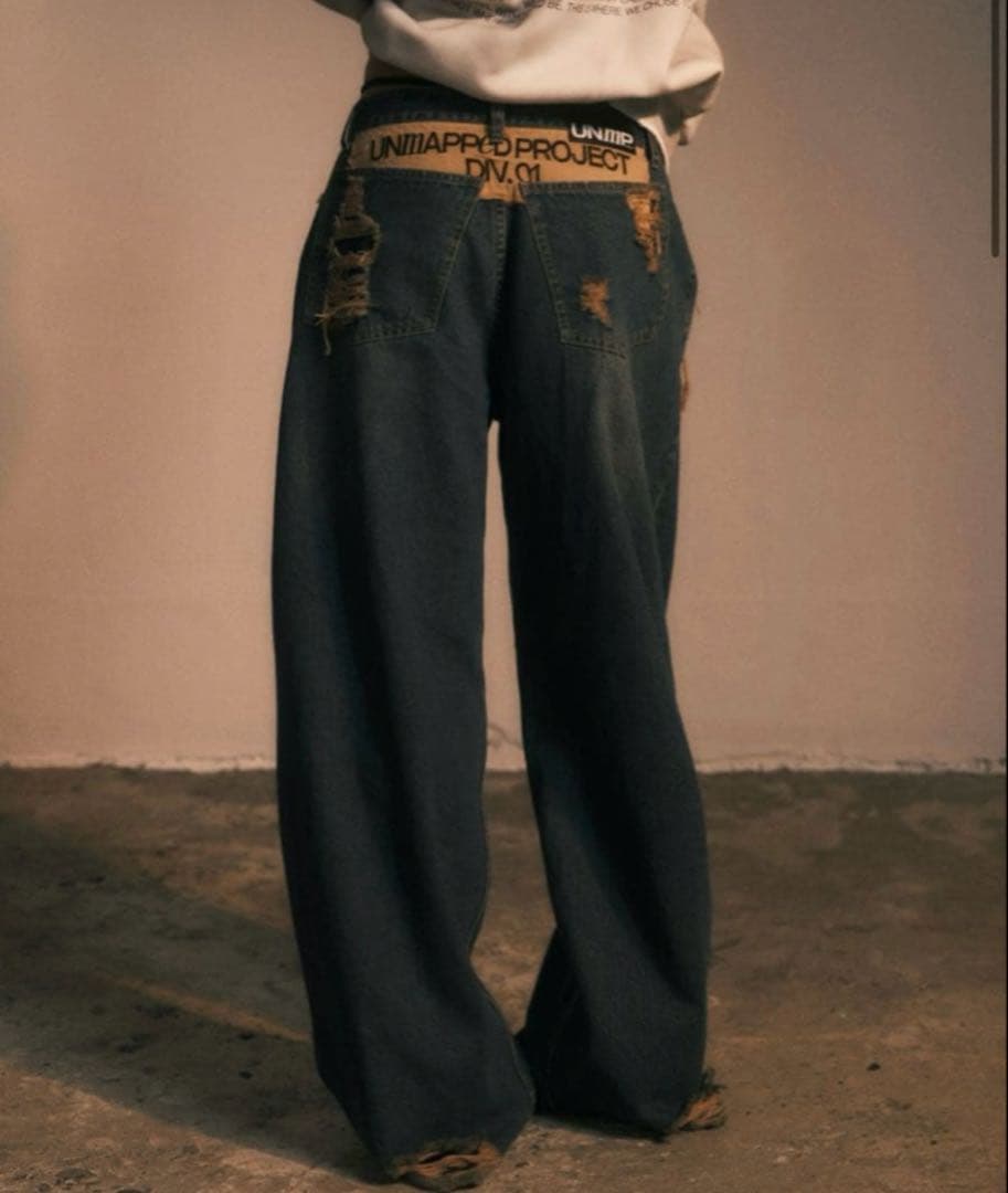 パンツ unmapped Washed out script jeans