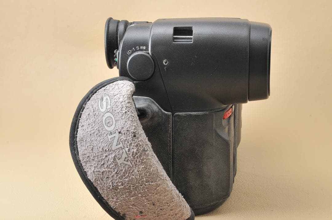 ★レア★SONY ソニー CCD-RV200 ハンディカム Hi8用ビデオカメラ