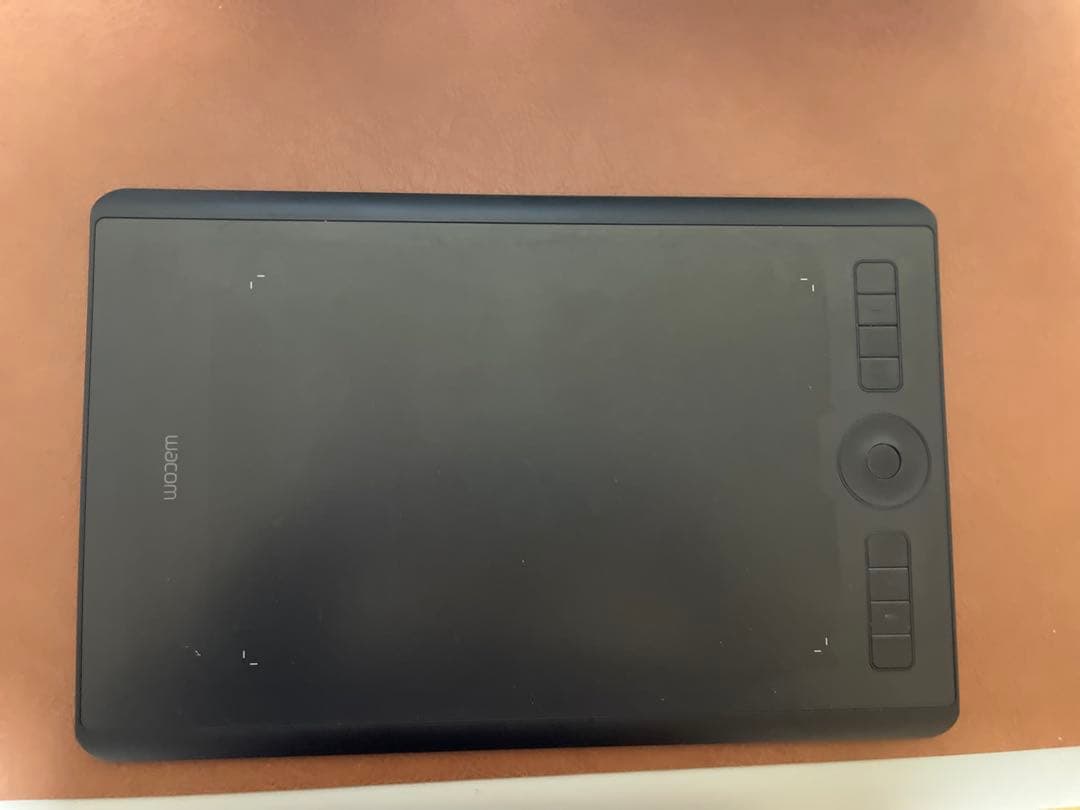 Wacom Intuos Pro ペンタブレット本体