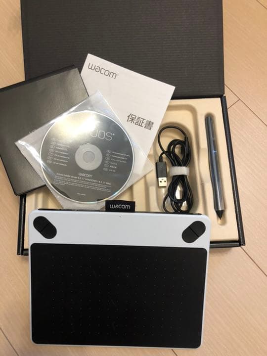ワコム INTUOS ペンタブレット ペンモデル(ホワイト)