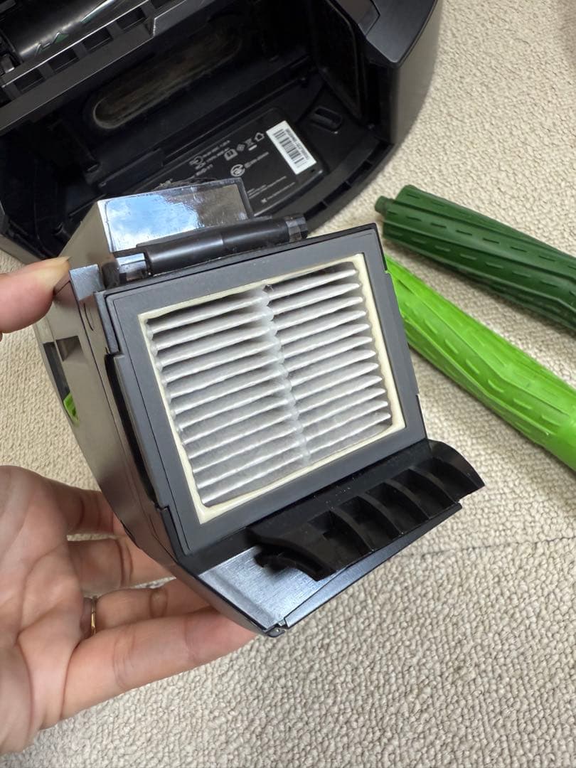 ルンバi3+中古品　アイロボット