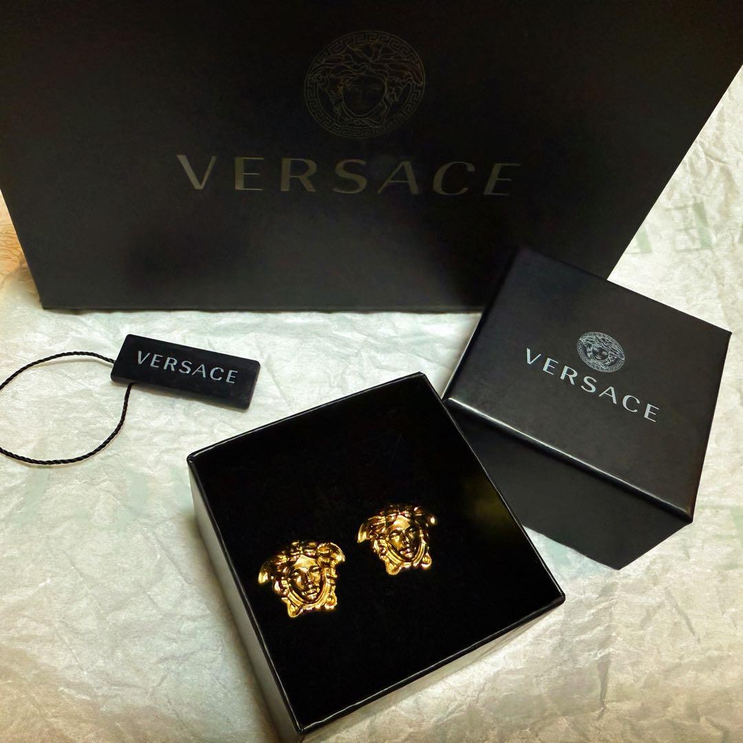 ヴェルサーチ　ピアス　Versace