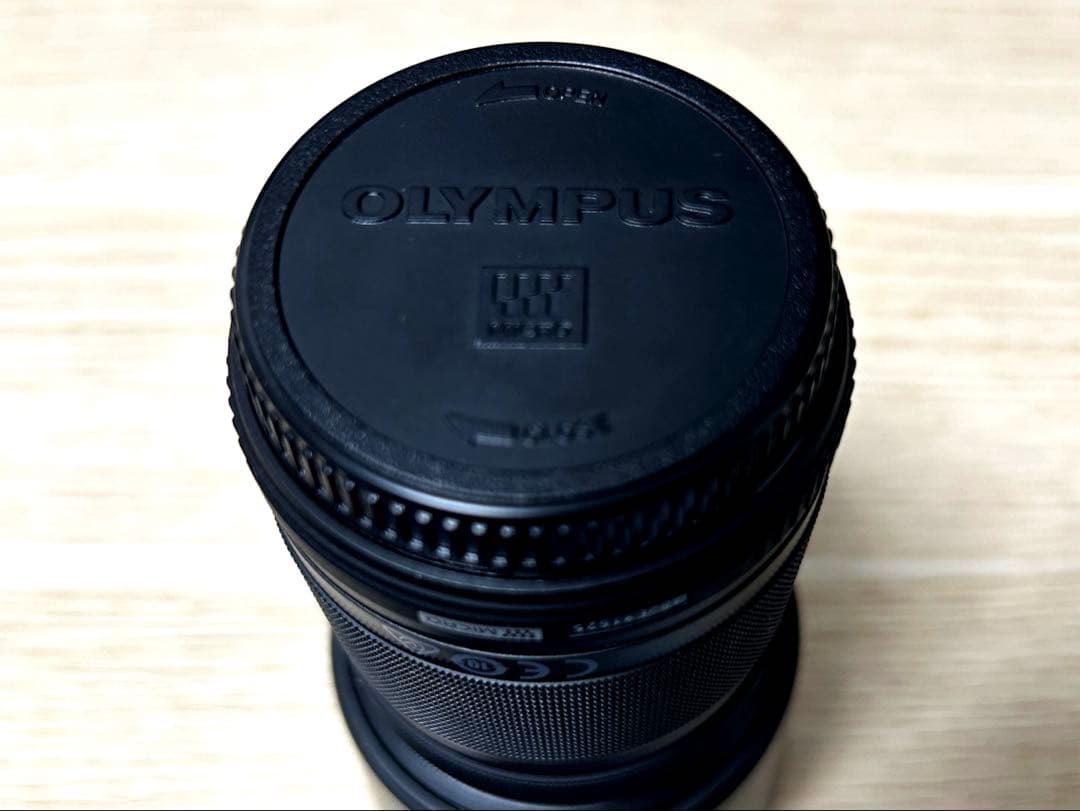 オリンパス M.ZUIKO 40-150mm ズームレンズ　フィルターフード付き