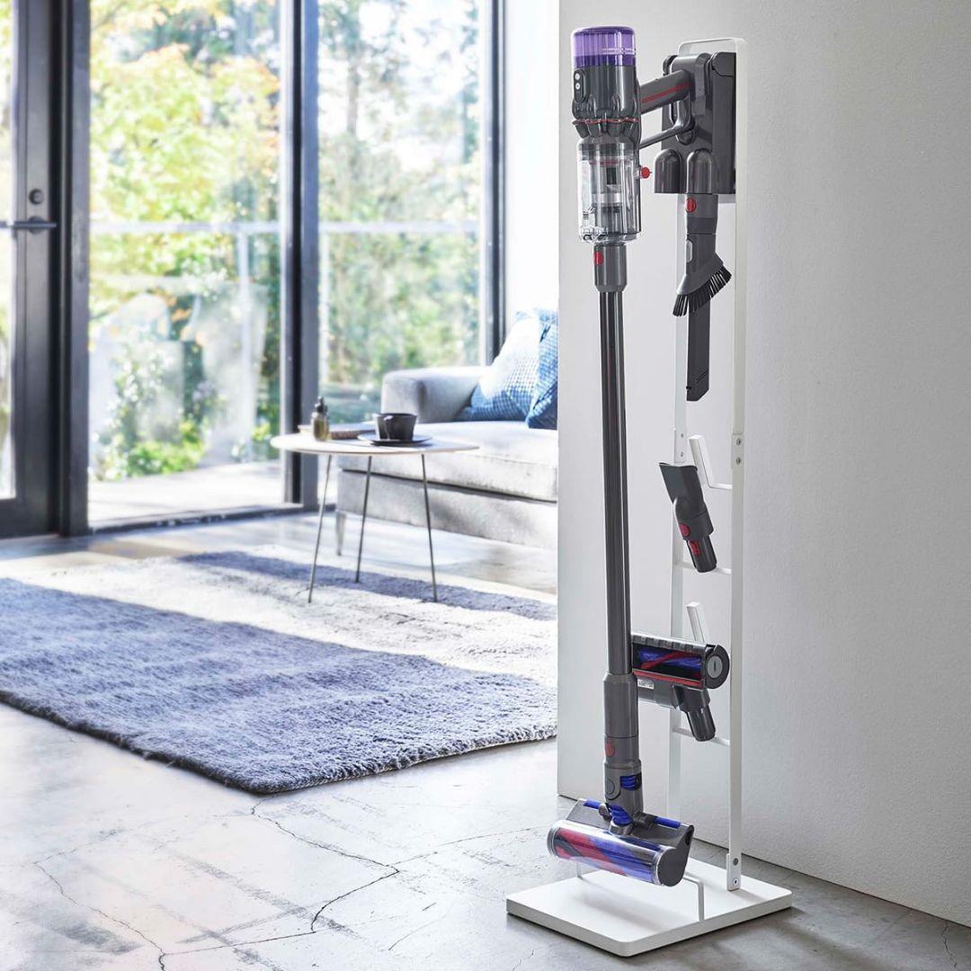 dyson v8 fluffy + 山崎実業スタンド