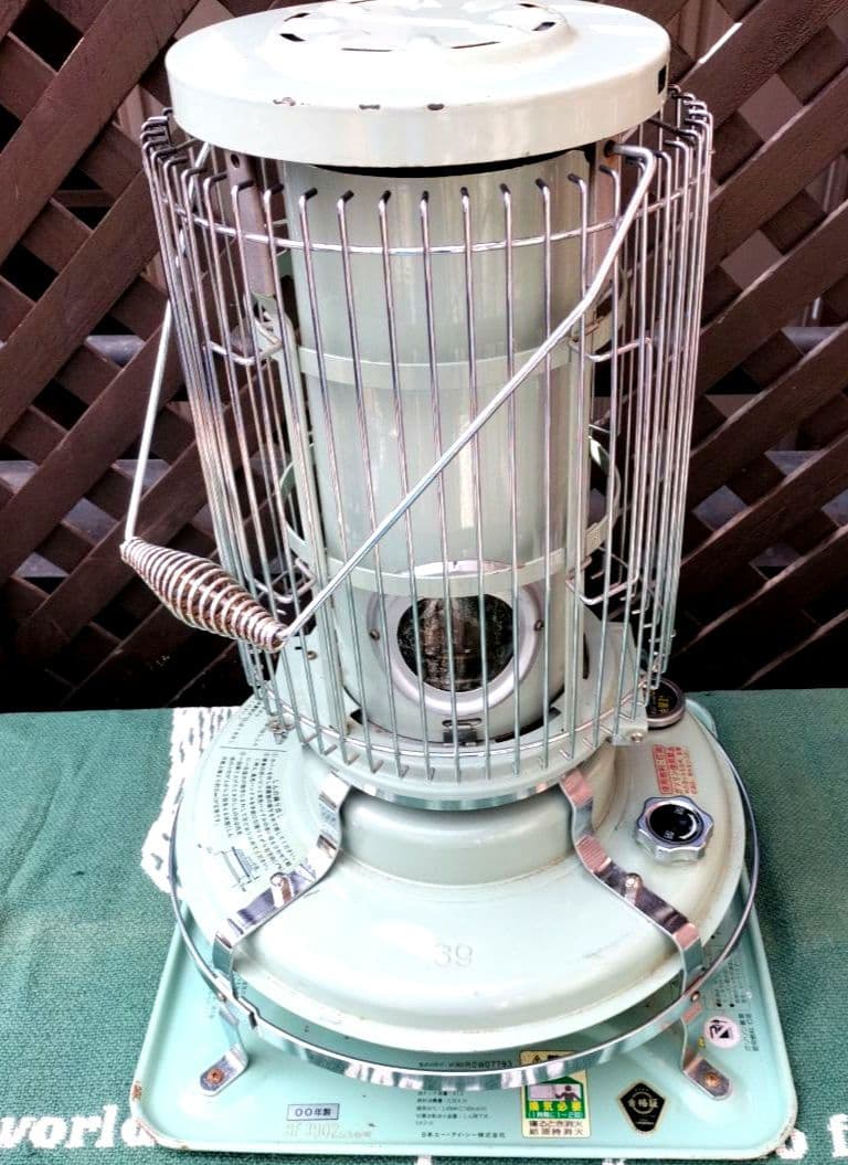アラジン ストーブ メンテナンス済み。取説付き。