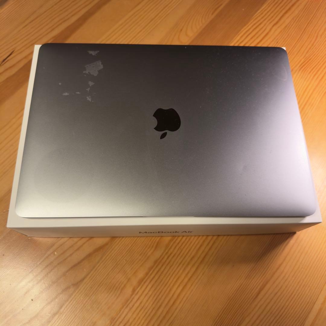 MacBook Air (M1, 2020) 13インチ 512g メモリ16g