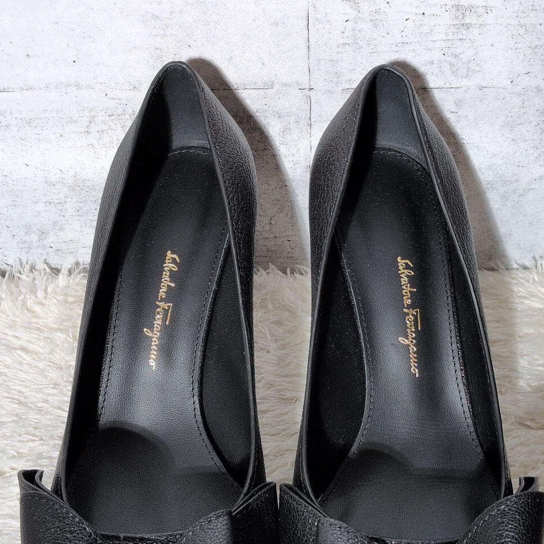 【未使用保管品 箱,保存袋付き】フェラガモ　ZOEY　リボンディテールパンプス