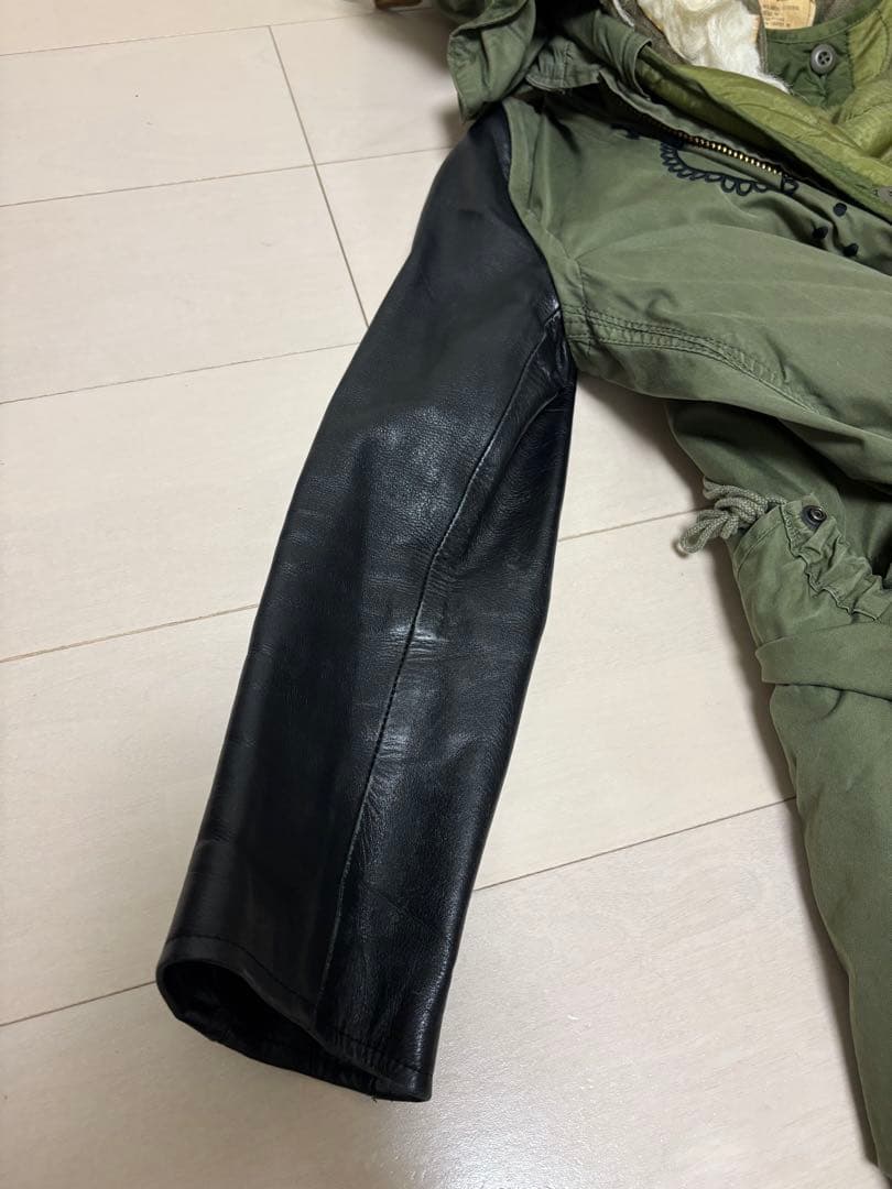 YEAH RIGHT!!  ヤーライ コモンスリーブモッズ サイズS