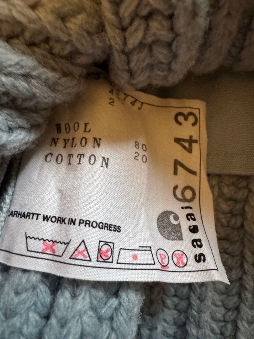 sacai ✖️ Carhartt リブ編み クロップドセーターライトブルー