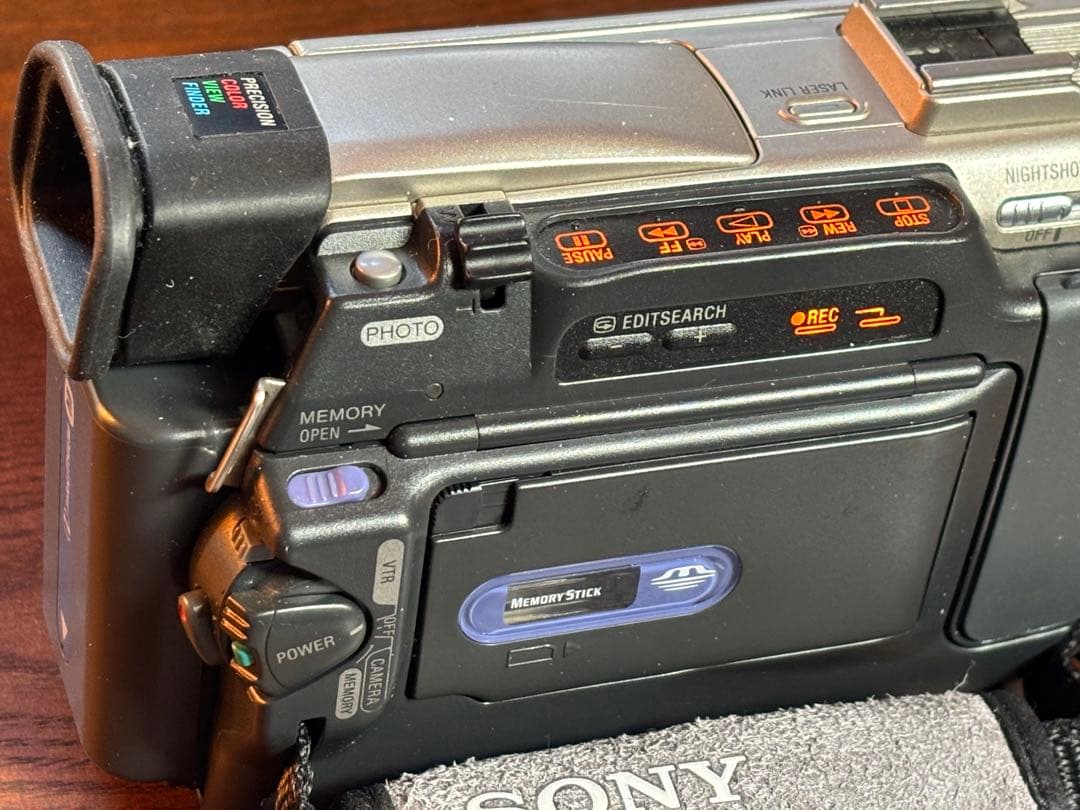 SONY DCR-TRV10 ビデオカメラ本体