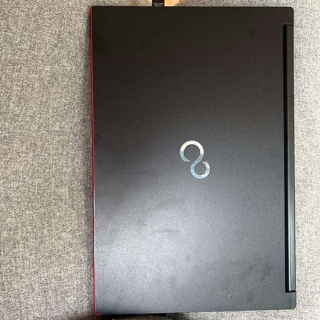 富士通 LIFEBOOK A746 ノートPC 15.6型