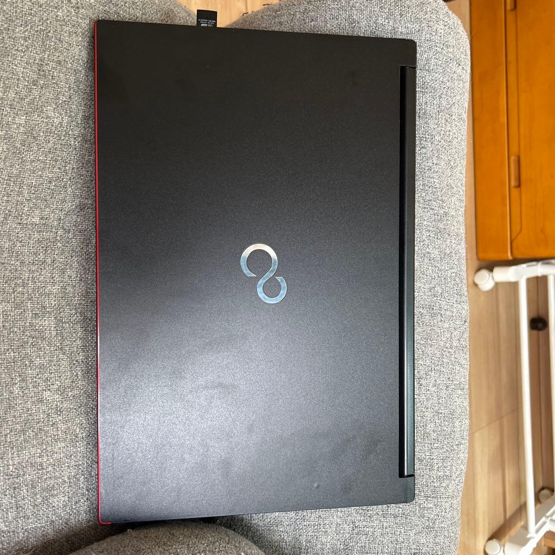 富士通 LIFEBOOK A746 ノートPC 15.6型