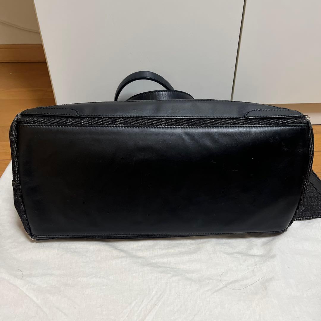 バレンシアガ ネイビーカバス　L ブラックデニム