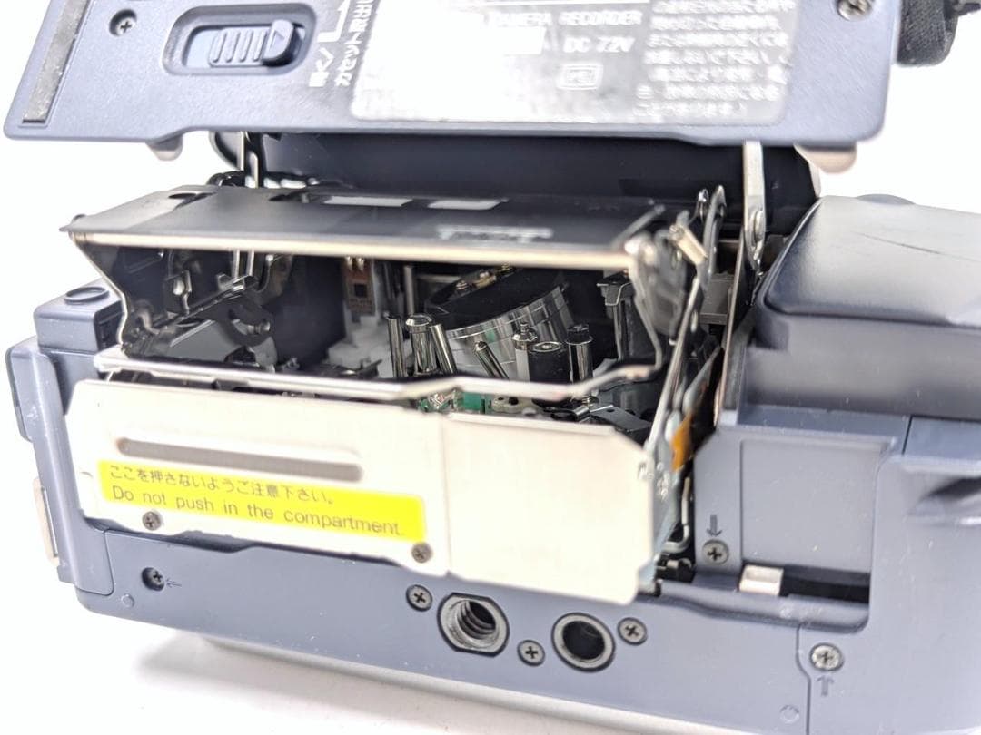 miniDVのダビングに！ SONY ビデオカメラ DCR-TRV18