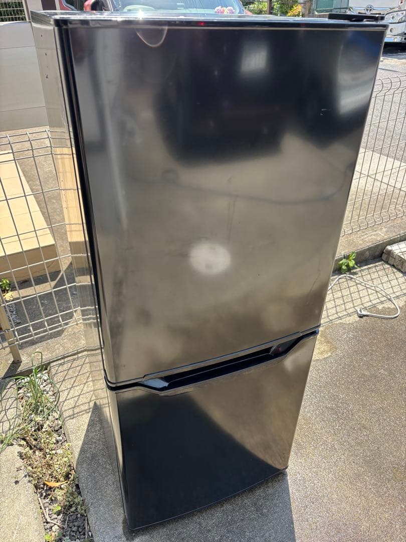 冷蔵庫★2024年★YFR-D111(B)★ Yamazen