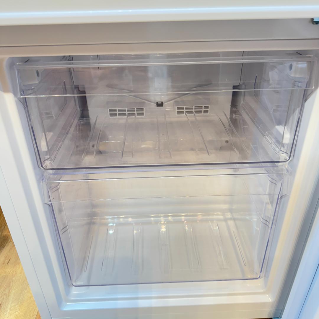 東京23区送料無料　超美品ニトリレ2ドア冷蔵庫2022年製　NTR-140WH