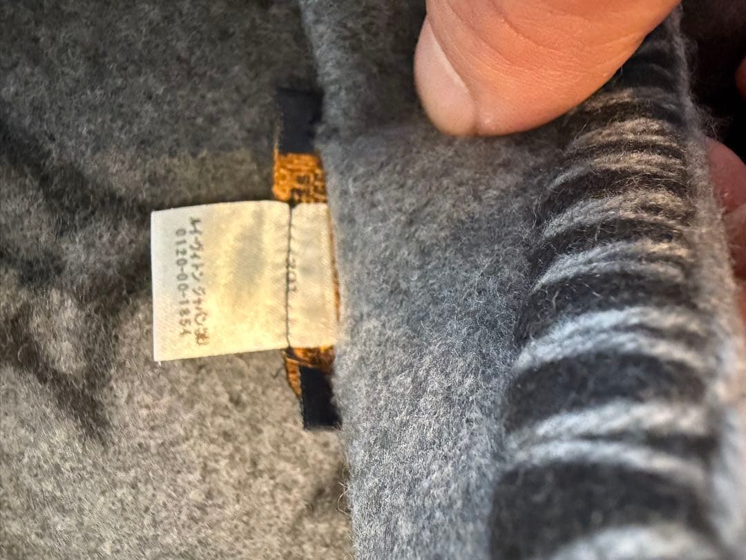 ルイ・ヴィトンクヴェルテュール モノグラム エクリプス ブランケット